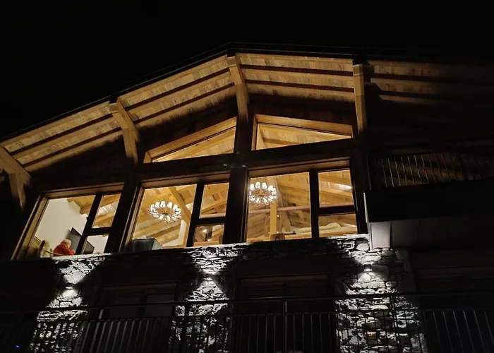 Roger Chalet *